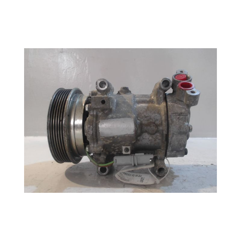 COMPRESSEUR AIR CONDITIONNE RENAULT CLIO III 2010-