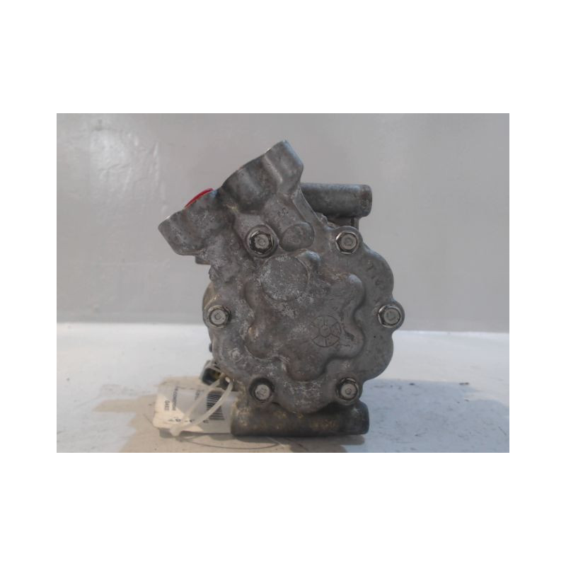 COMPRESSEUR AIR CONDITIONNE RENAULT CLIO III 2010-