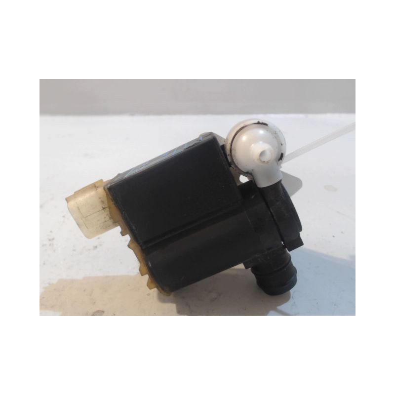 POMPE LAVE-GLACE AVANT KIA CEE-D