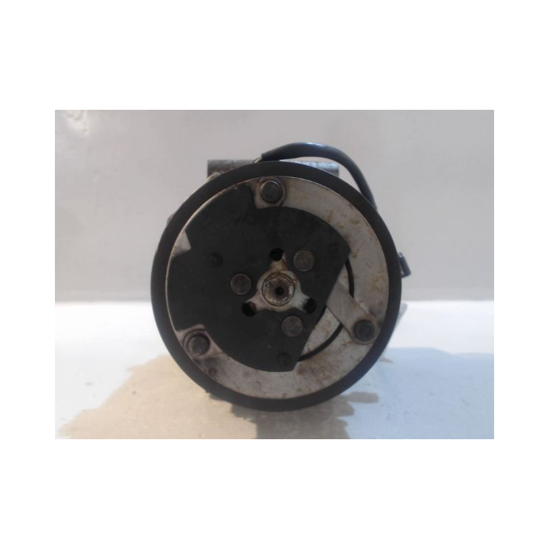 COMPRESSEUR AIR CONDITIONNE FORD FIESTA 2005-