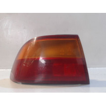 FEU ARRIERE GAUCHE  HONDA CIVIC 91-96
