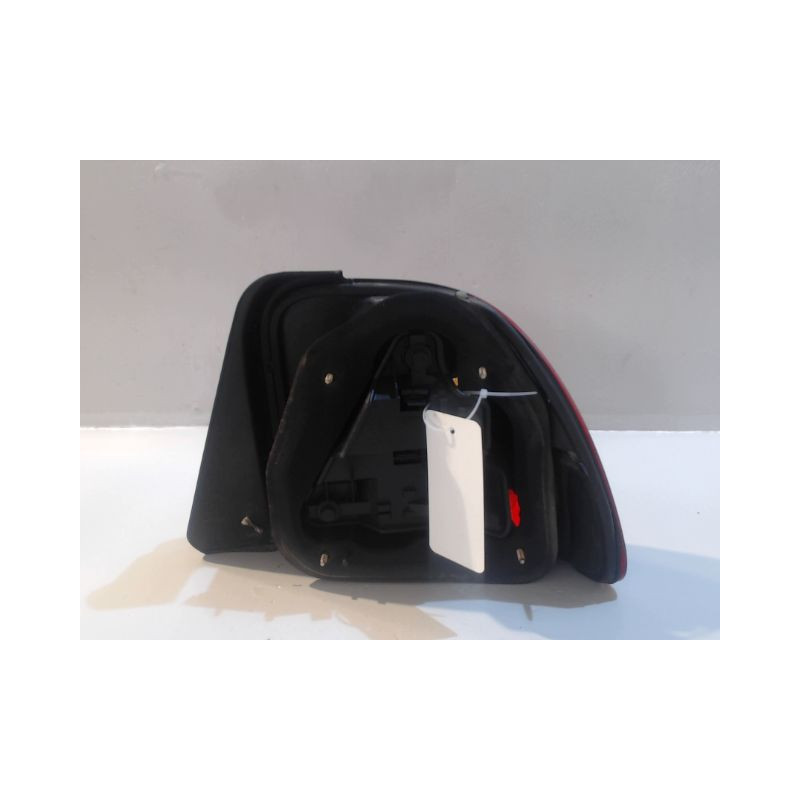 FEU ARRIERE GAUCHE  ROVER 400 96-00