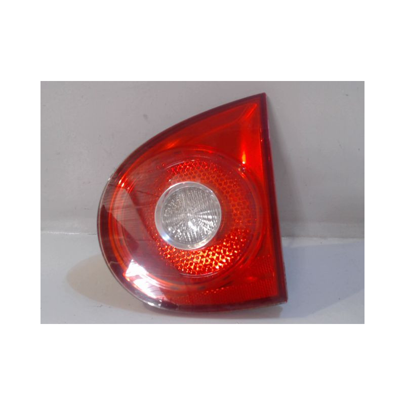 FEU ARRIERE INTERIEUR DROIT VOLKSWAGEN GOLF V 2003-2009