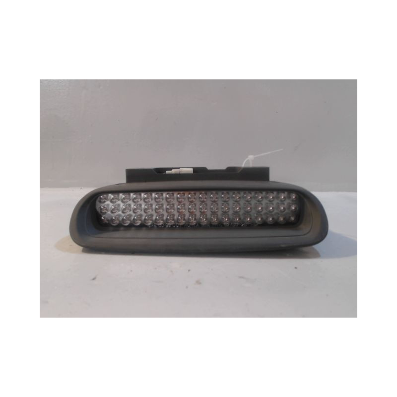 FEUX STOP SUPPLEMENTAIRE HYUNDAI SANTAFE