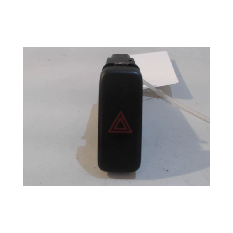 BOUTON DE WARNING MAZDA PREMACY