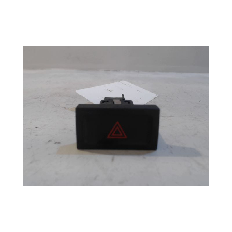 BOUTON DE WARNING VOLKSWAGEN TIGUAN 2009-