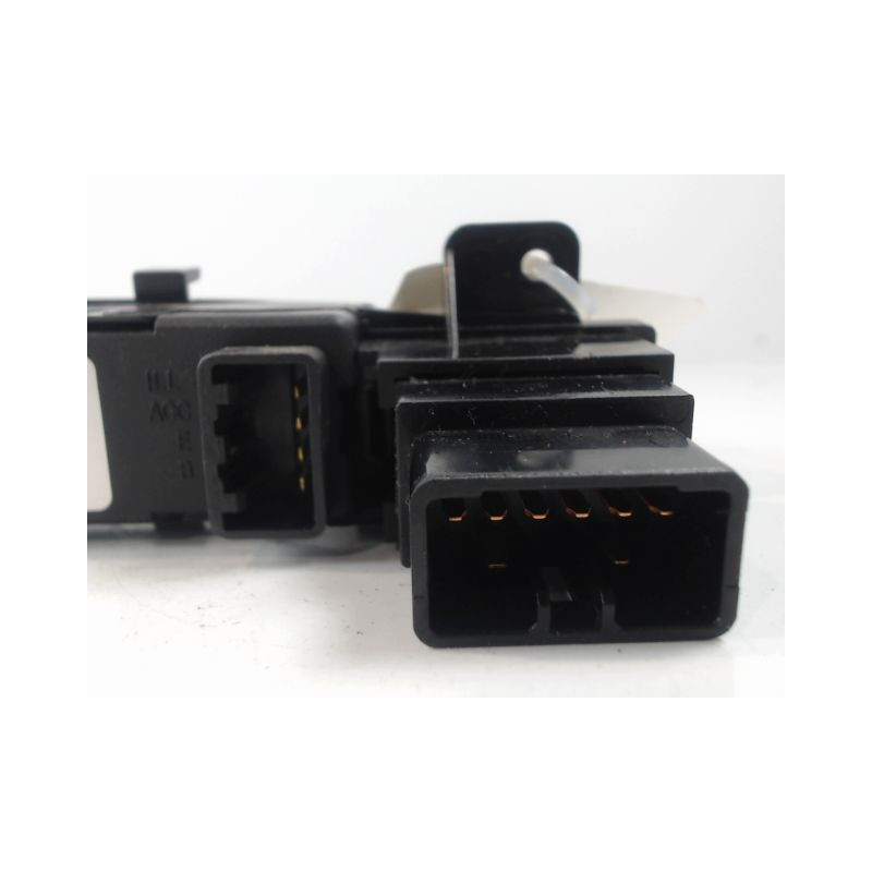 BOUTON DE WARNING HYUNDAI ACCENT