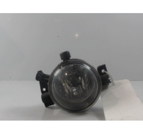 PHARE ANTIBROUILLARD AVG