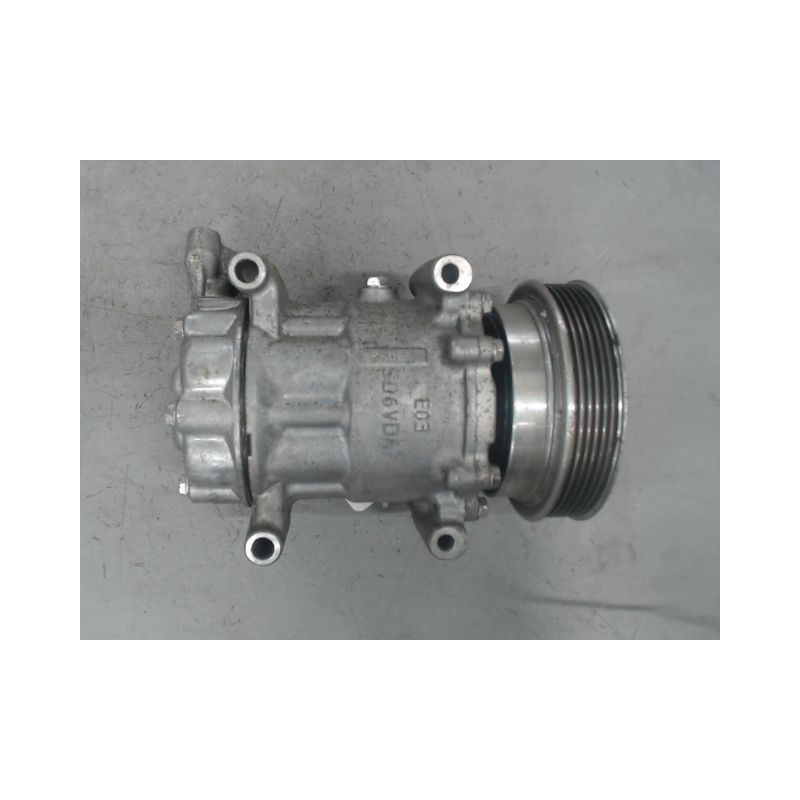COMPRESSEUR AIR CONDITIONNE RENAULT CLIO III 2007-