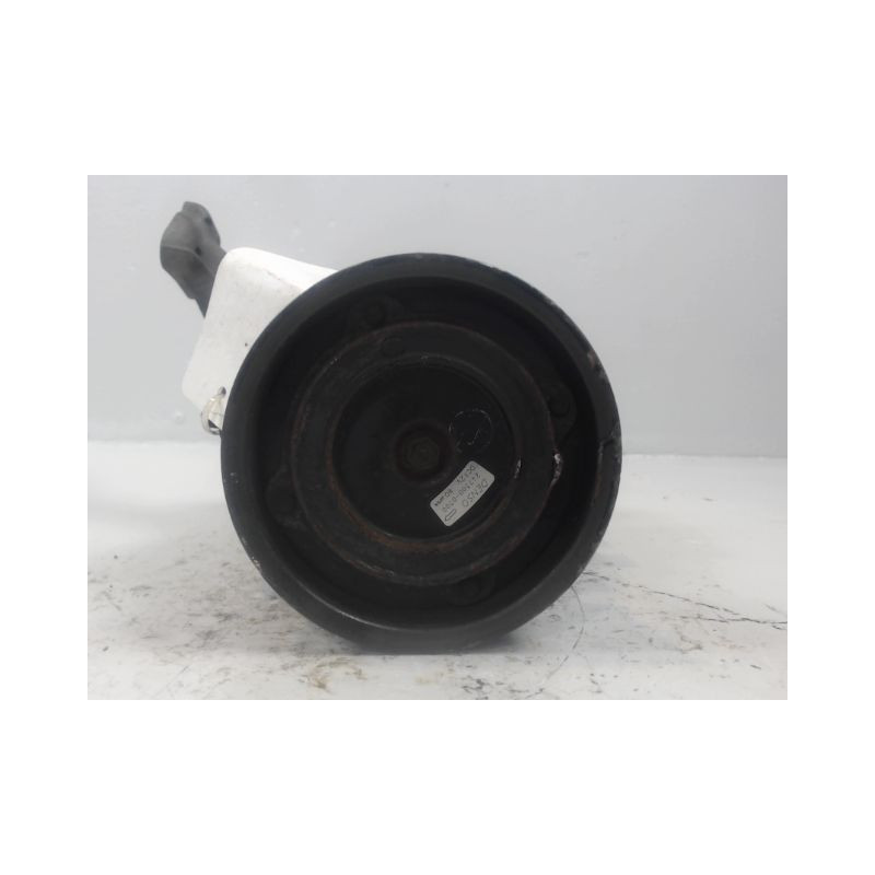 COMPRESSEUR AIR CONDITIONNE TOYOTA AVENSIS VERSO 01-03