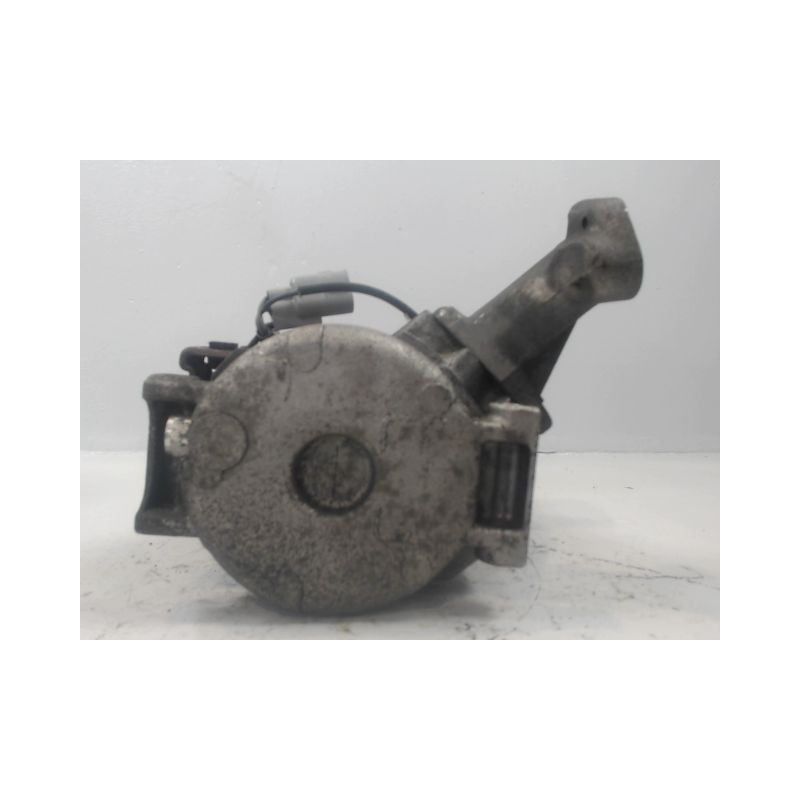 COMPRESSEUR AIR CONDITIONNE TOYOTA AVENSIS VERSO 01-03