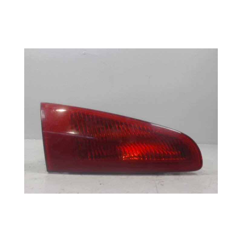 FEU ARRIERE INTERIEUR GAUCHE ALFA ROMEO 147 2004-