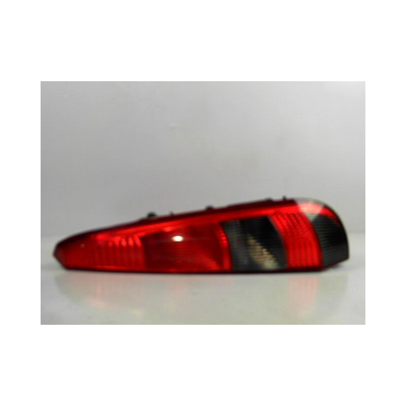 FEU ARRIERE DROIT FORD FIESTA 02 -05