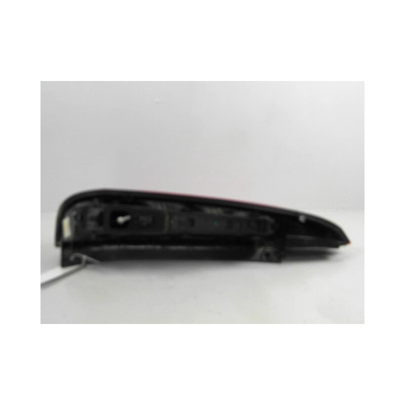 FEU ARRIERE DROIT FORD FIESTA 02 -05