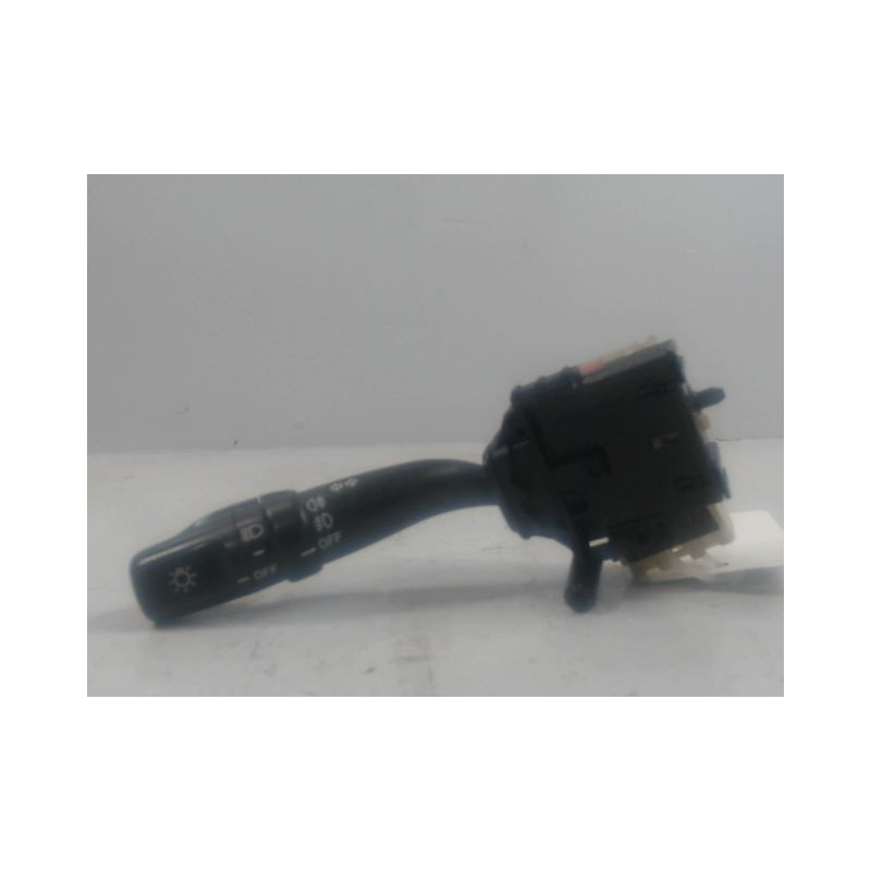 COMMANDE CLIGNOTANT TOYOTA AVENSIS VERSO 01-03
