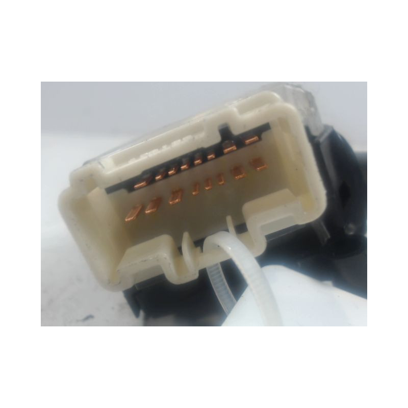 COMMANDE CLIGNOTANT TOYOTA AVENSIS VERSO 01-03