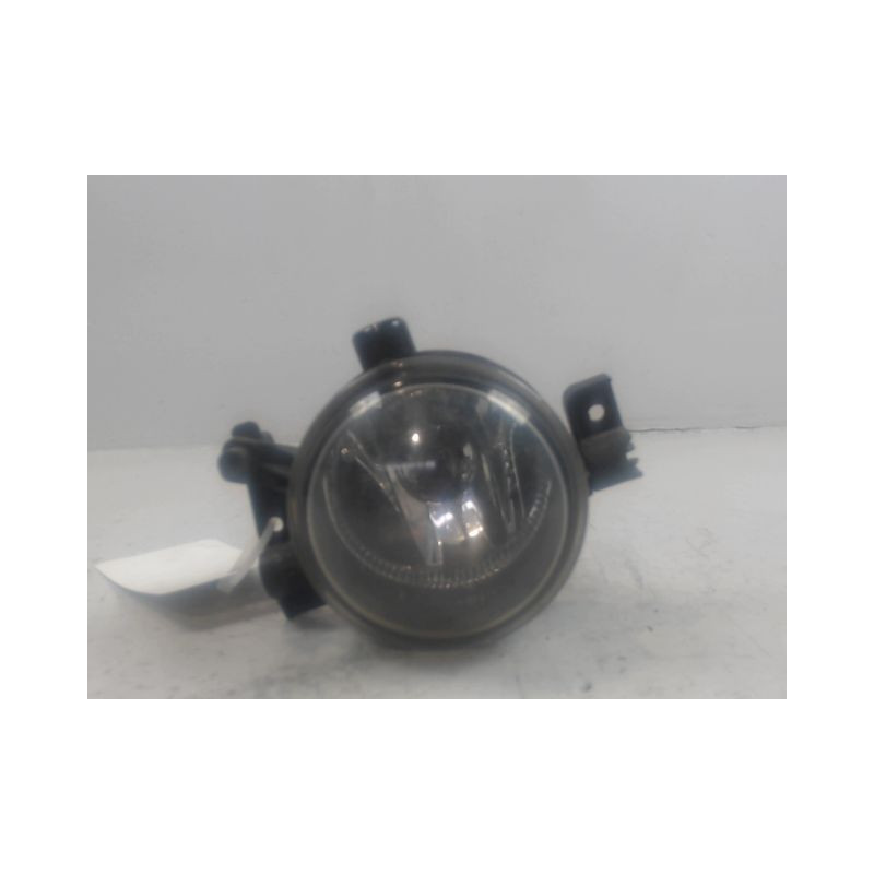 PHARE ANTIBROUILLARD AVANT GAUCHE FORD FOCUS 04-07