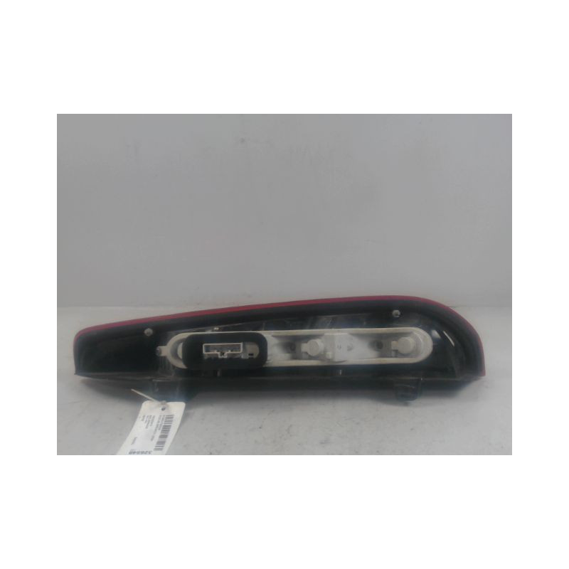 FEU ARRIERE GAUCHE  FORD FOCUS BREAK 2005-