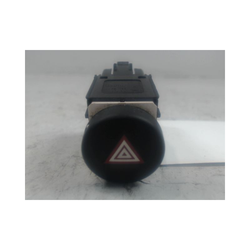 BOUTON DE WARNING SEAT LEON 2009-