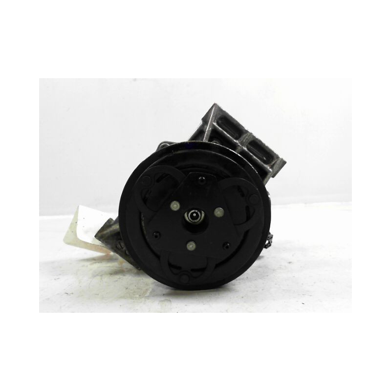 COMPRESSEUR AIR CONDITIONNE NISSAN MICRA 2009-