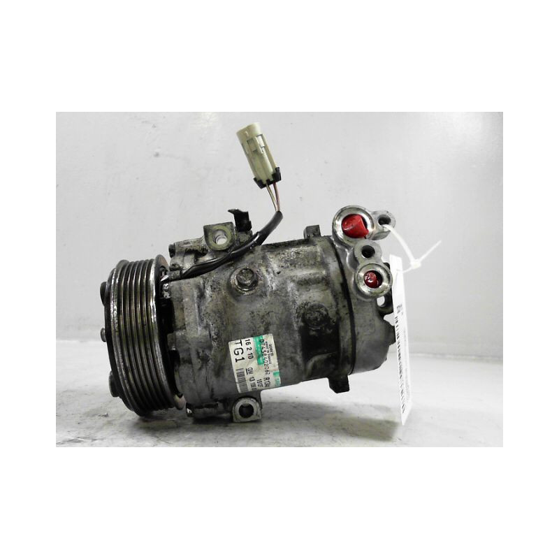 COMPRESSEUR AIR CONDITIONNE SUZUKI SPLASH