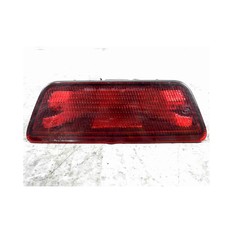 FEU BROUILLARD CENTRAL ARRIERE NISSAN JUKE