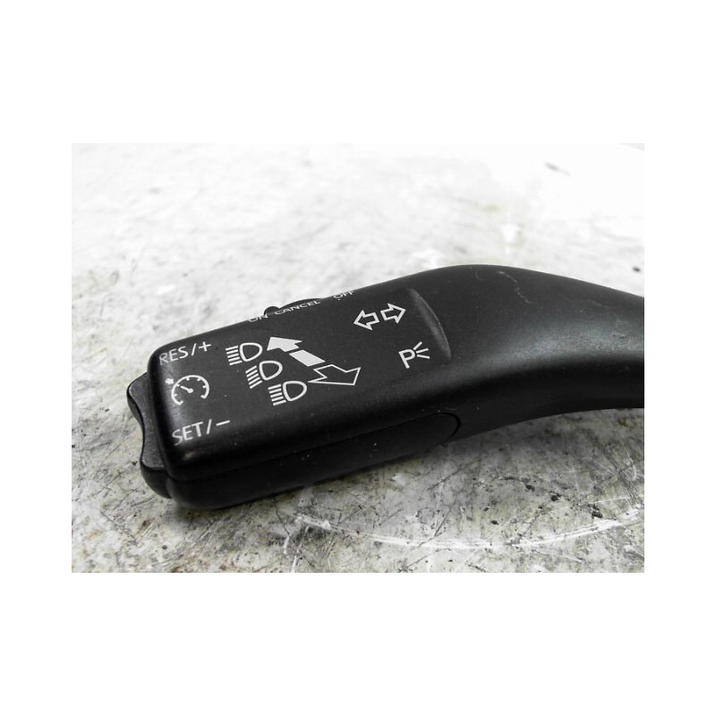 COMMANDE CLIGNOTANT VOLKSWAGEN TOURAN 07-