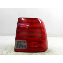 FEU ARRIERE DROIT VOLKSWAGEN PASSAT 96-2000