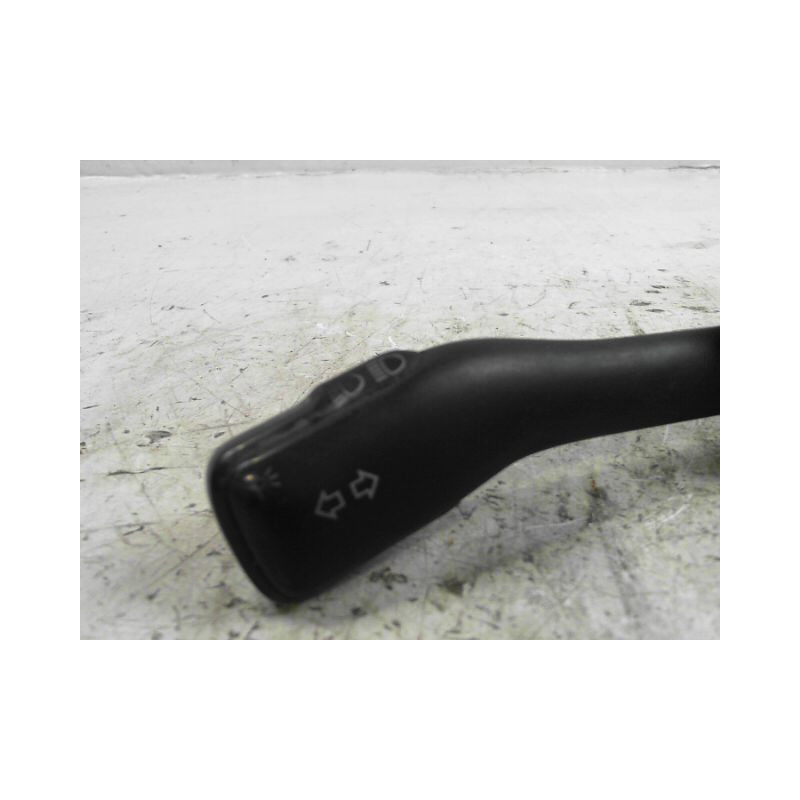 COMMANDE CLIGNOTANT VOLKSWAGEN PASSAT 96-2000