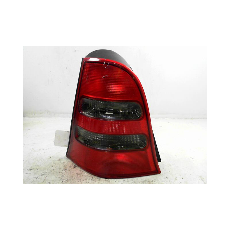 FEU ARRIERE DROIT MERCEDES CLASSE A 2001 -