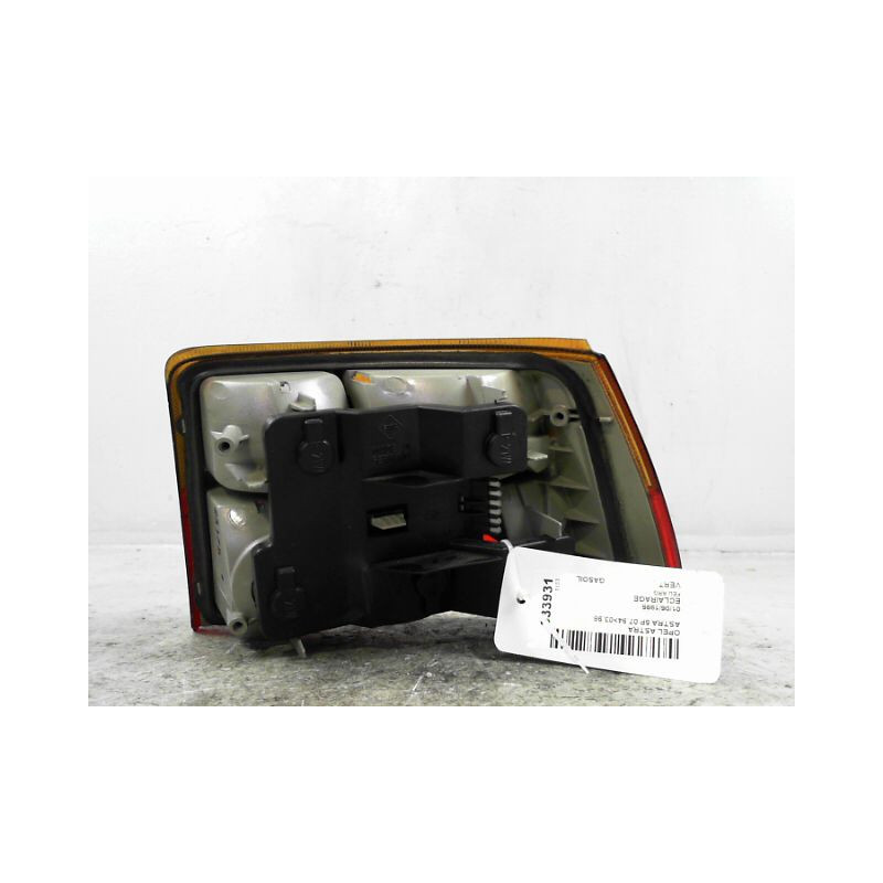 FEU ARRIERE GAUCHE  OPEL ASTRA 94-98