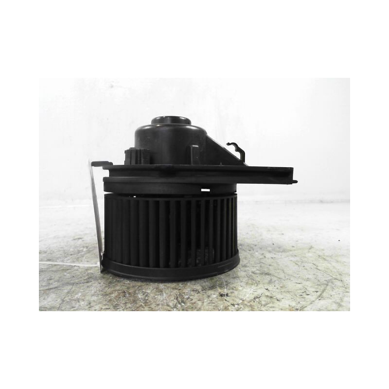MOTEUR VENTILATEUR CHAUFFAGE VOLKSWAGEN GOLF IV 98-2004