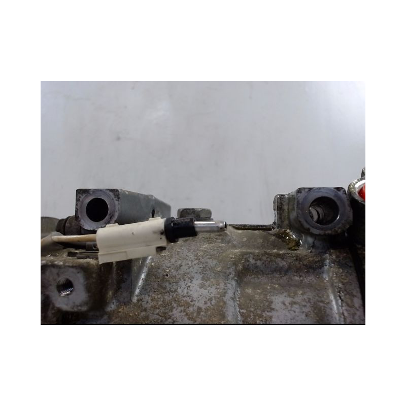 COMPRESSEUR AIR CONDITIONNE DACIA LOGAN MCV 2007-