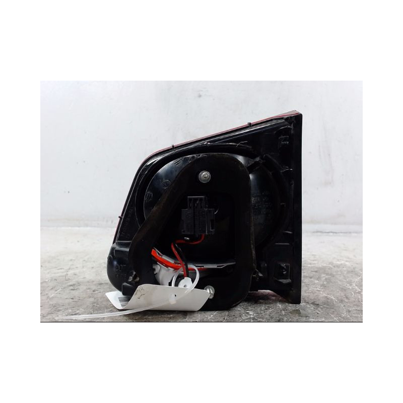 FEU ARRIERE INTERIEUR GAUCHE VOLKSWAGEN TIGUAN 2009-