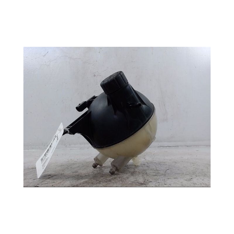 VASE EXPANSION MERCEDES CLASSE B 05-08