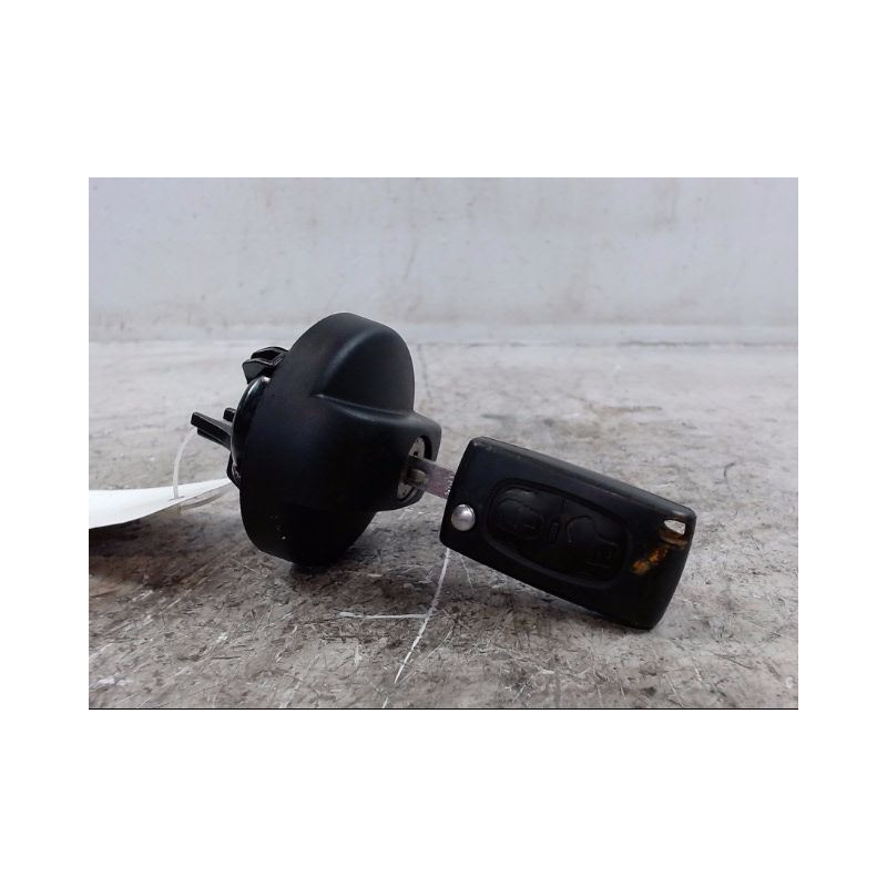 BOUCHON RESERVOIR A CARBURANT PEUGEOT 207 2009-