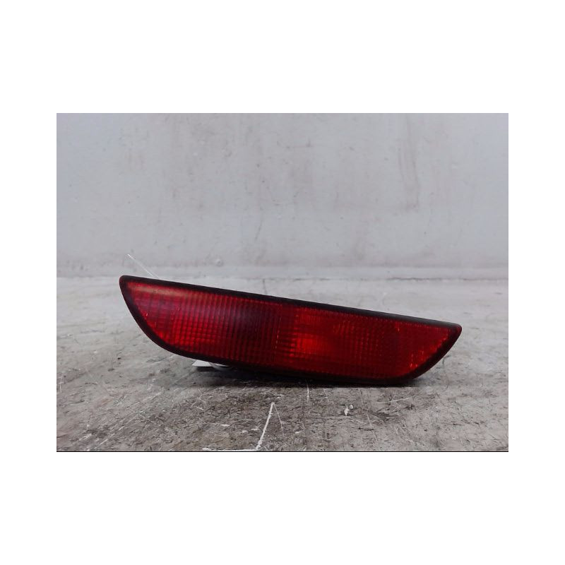 FEU BROUILLARD CENTRAL ARRIERE NISSAN NOTE