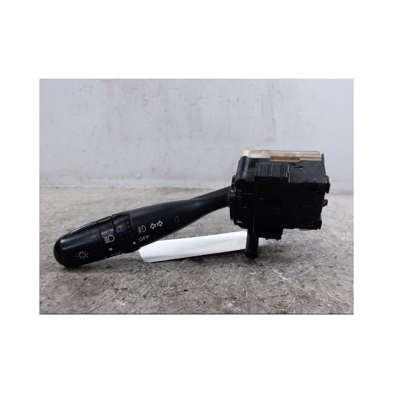 COMMANDE CLIGNOTANT TOYOTA RAV4 2003-