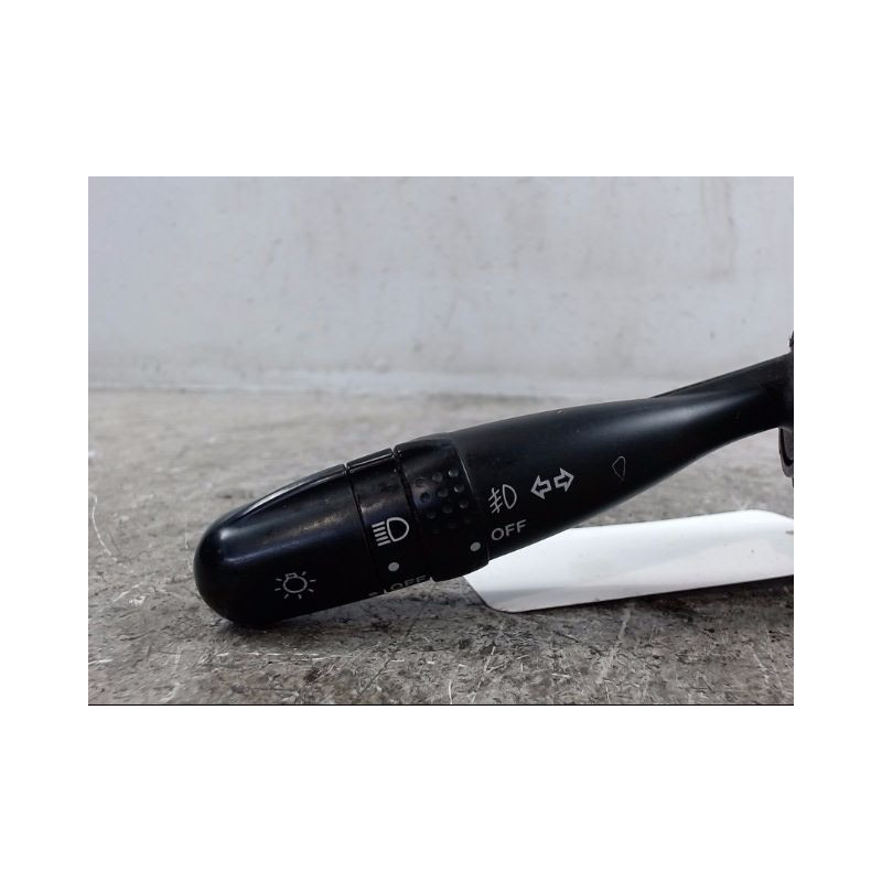 COMMANDE CLIGNOTANT TOYOTA RAV4 2003-