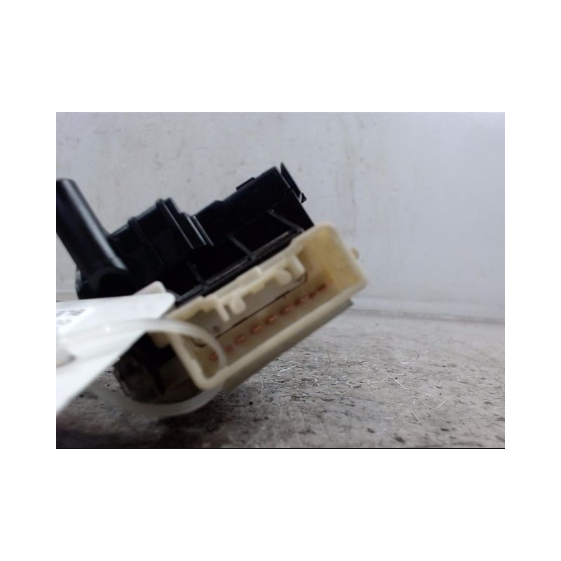 COMMANDE CLIGNOTANT TOYOTA RAV4 2003-
