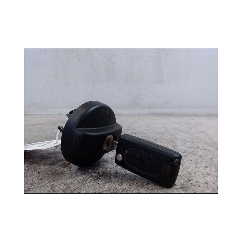 BOUCHON RESERVOIR A CARBURANT PEUGEOT 207 SW