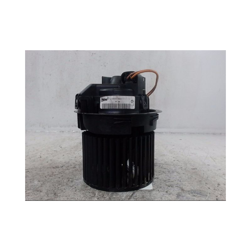 MOTEUR VENTILATEUR CHAUFFAGE RENAULT CLIO IV