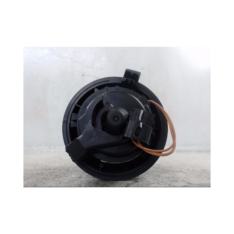 MOTEUR VENTILATEUR CHAUFFAGE RENAULT CLIO IV