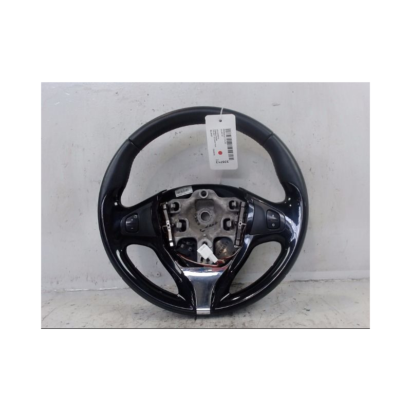 VOLANT DE DIRECTION RENAULT CLIO IV