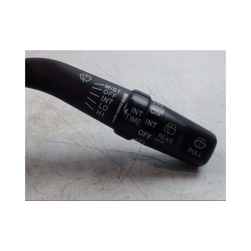 COMMANDE ESSUIE GLACE TOYOTA COROLLA VERSO 2004-2007