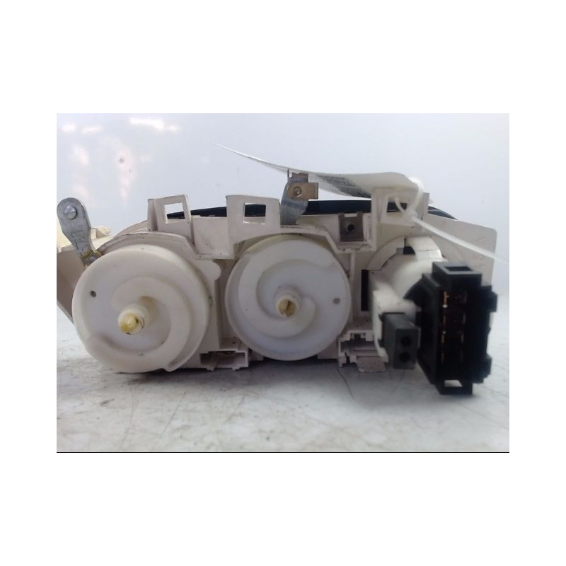 COMMANDE DE CHAUFFAGE VOLKSWAGEN SHARAN -2000