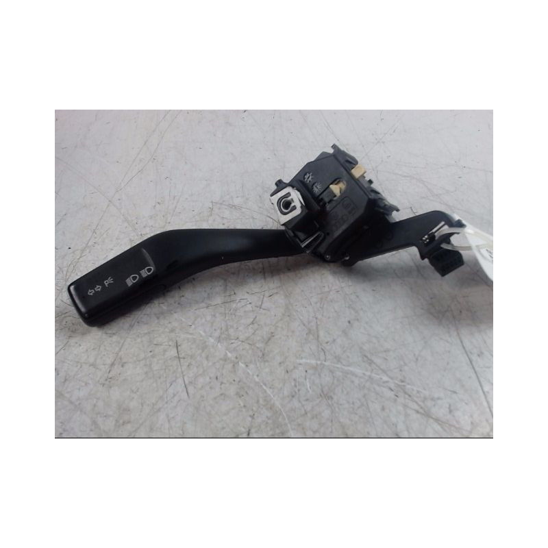 COMMANDE CLIGNOTANT VOLKSWAGEN GOLF V 2003-2009