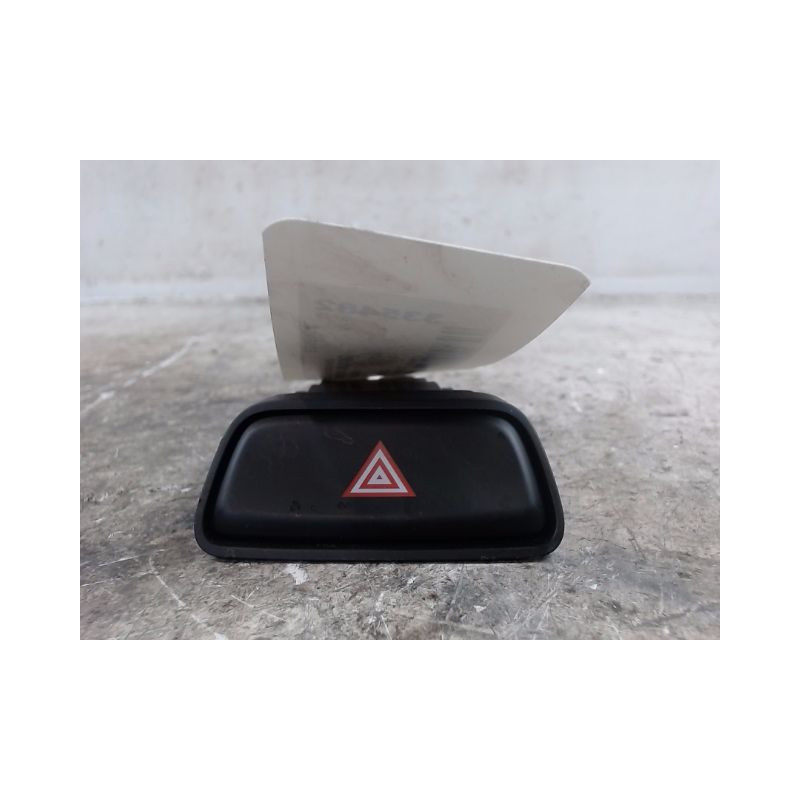 BOUTON DE WARNING KIA PICANTO