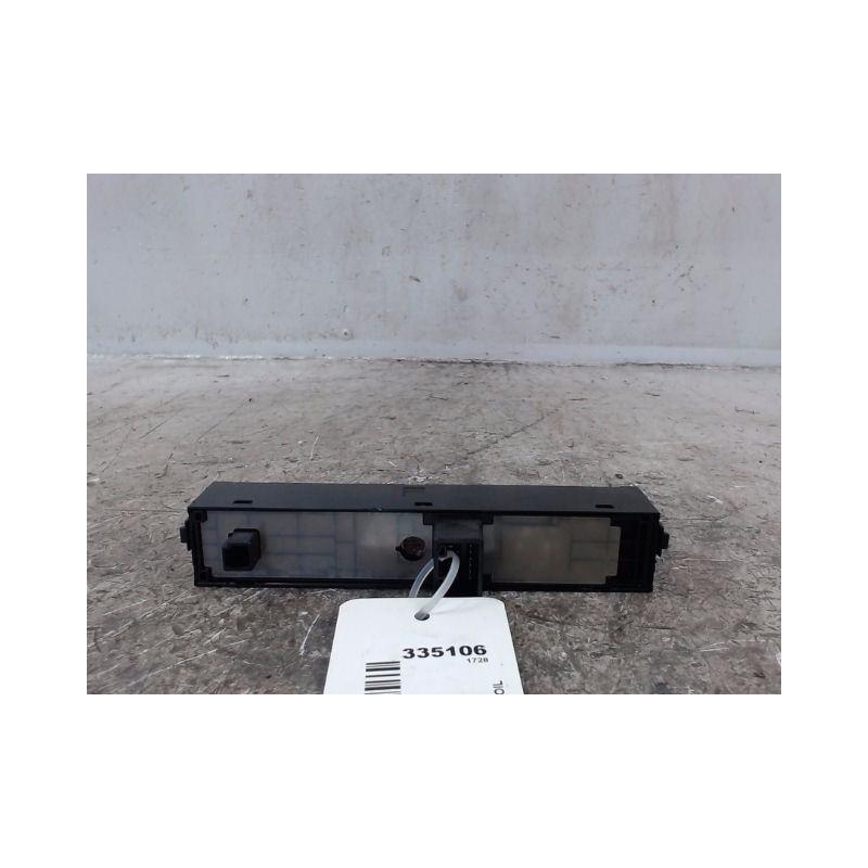 BOUTON DE WARNING TOYOTA COROLLA VERSO 2004-2007