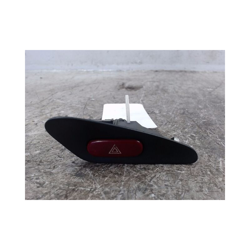 BOUTON DE WARNING PEUGEOT 406 99-04